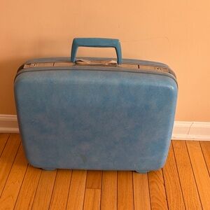 Vintage Samsonite Classic Blue Suitcase